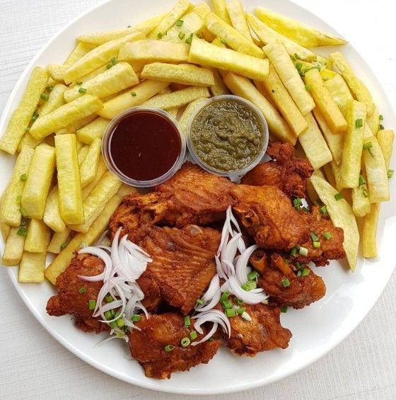 Yam chips with chicken