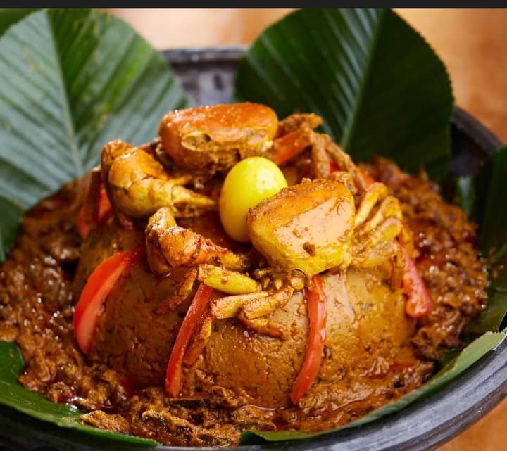 Apeprensa with fish +meat + egg+ crabs