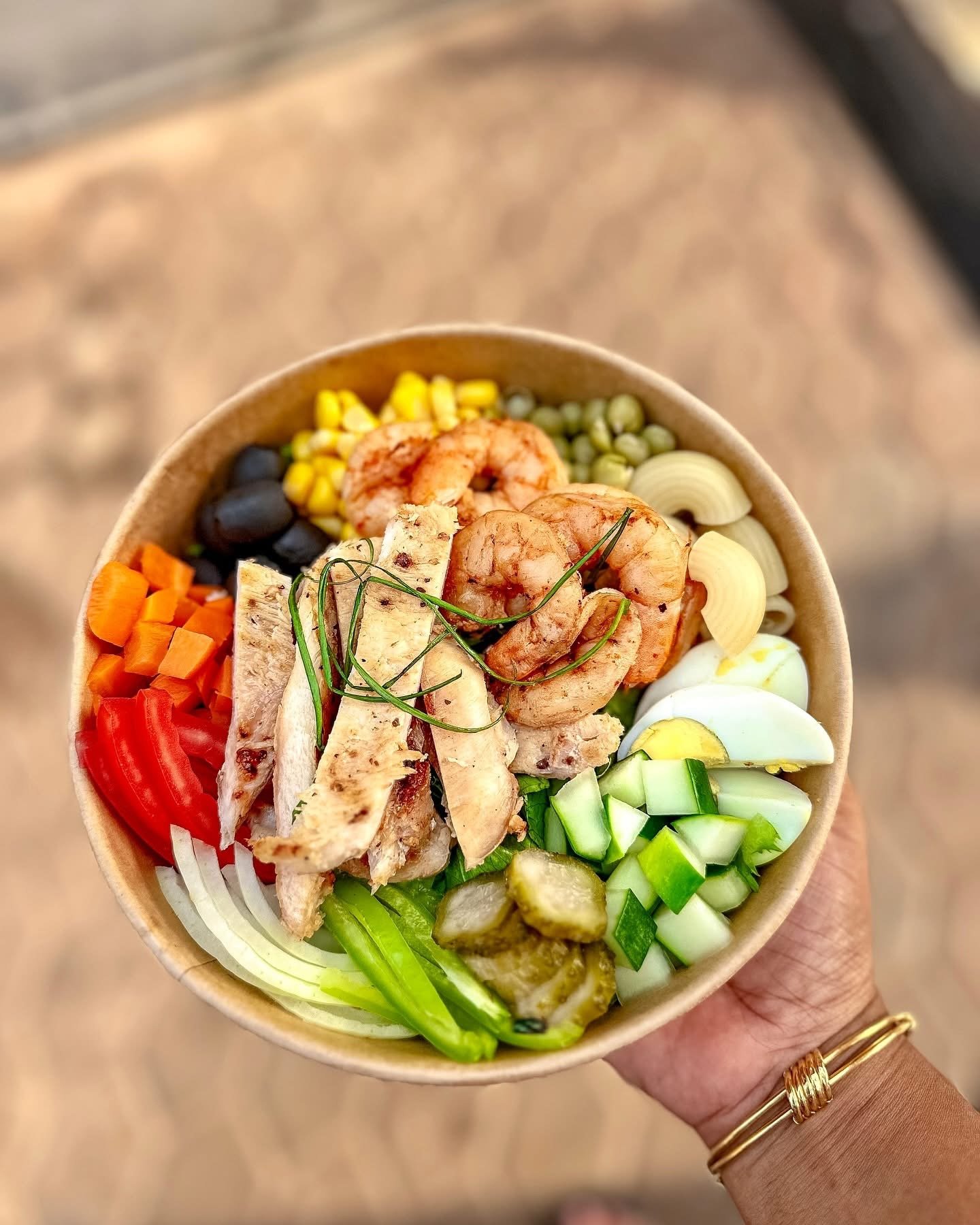 Shrimp avocado salad